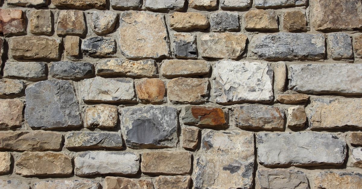 From Slope to Showpiece: Build a Stunning Gabion Retaining Wall This Weekend