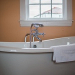 From Antique to Amazing: Essential Tips for Renovating Bathrooms in Older Buildings
