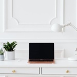 The Quiet Power of Simple Spaces: Design Less, Live More